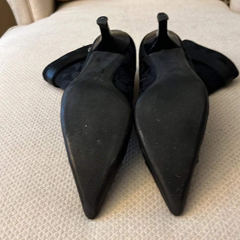 Booties - Picture 4 of 4